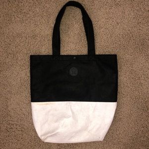Lululemon bag